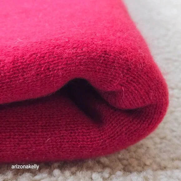 Knit Cashmere Scarf/Wrap Red - Picture 14 of 15